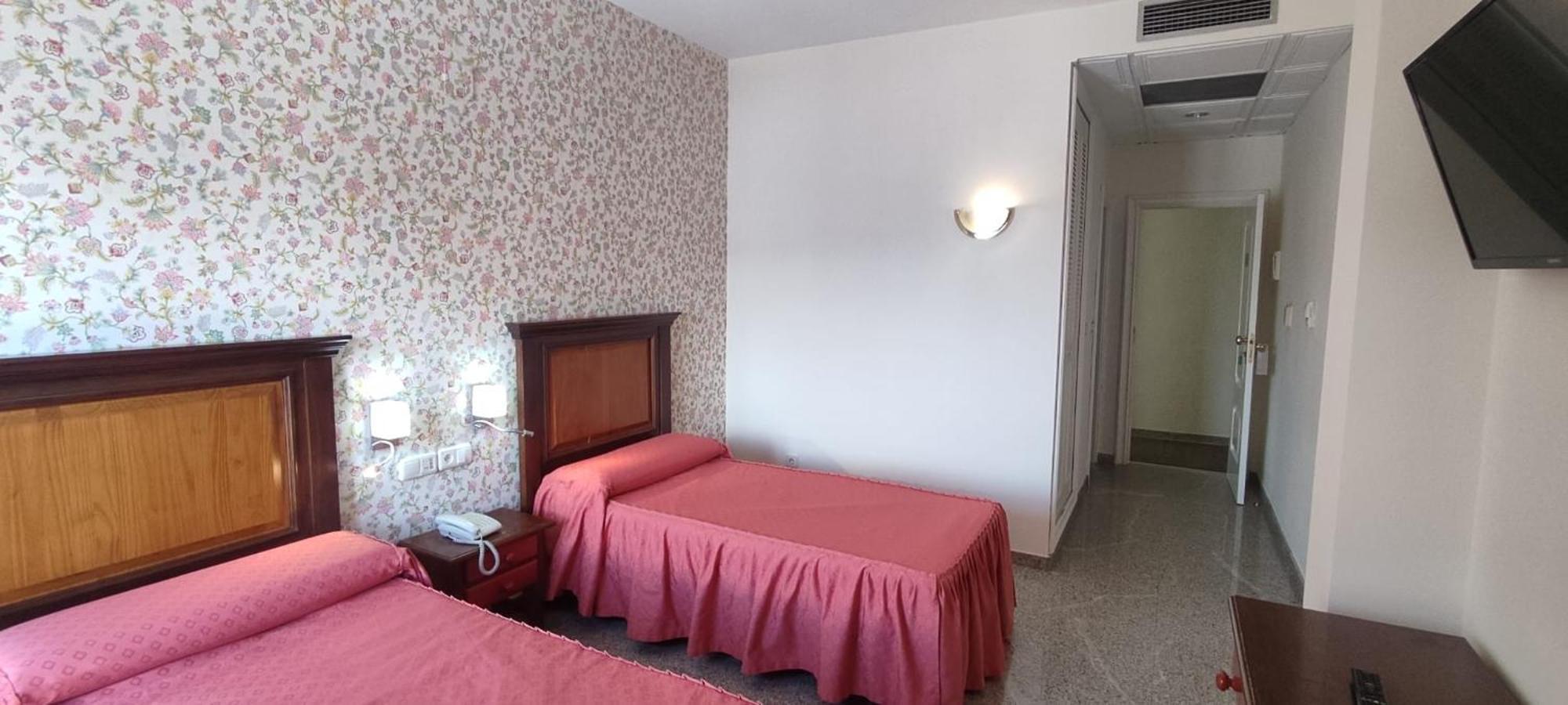 Hotel El Doncel Atarfe Екстериор снимка