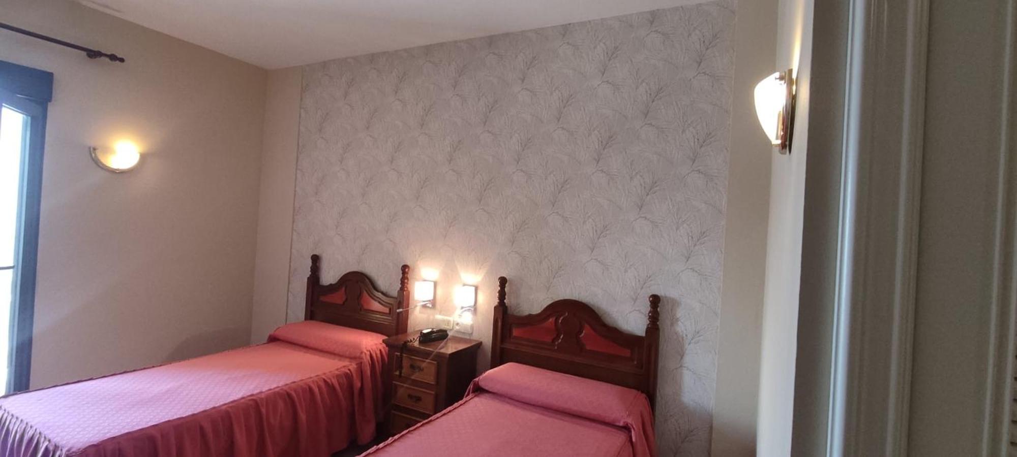 Hotel El Doncel Atarfe Екстериор снимка