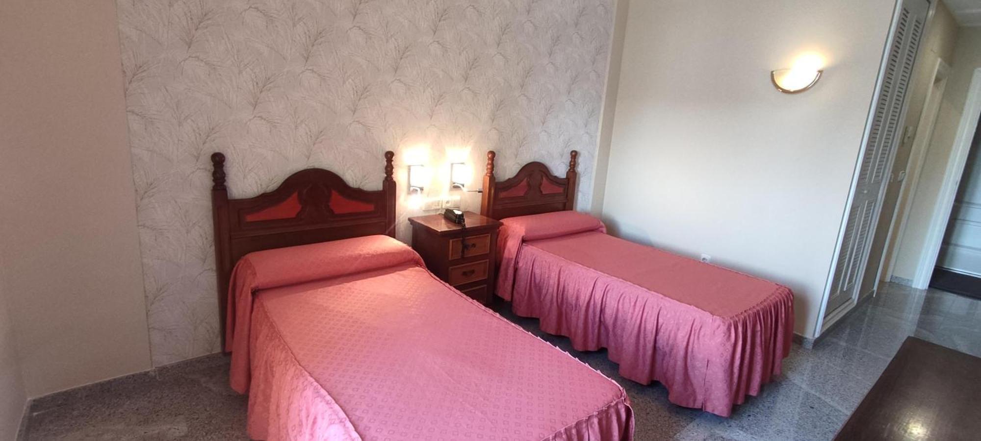 Hotel El Doncel Atarfe Екстериор снимка