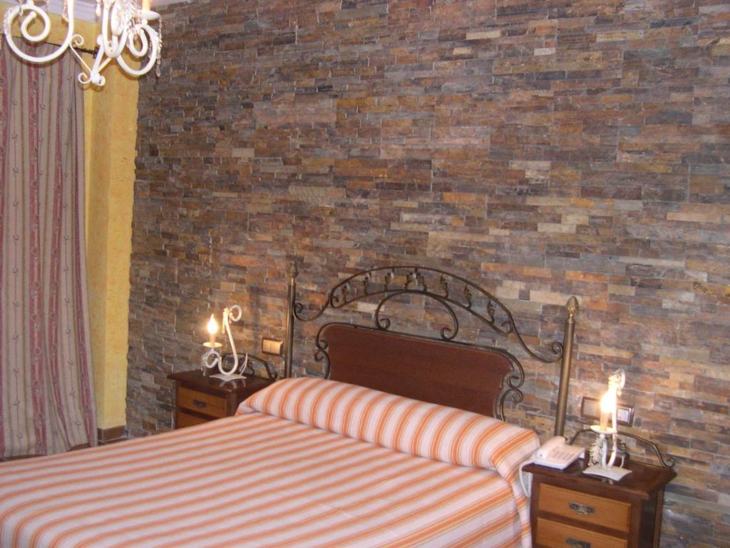 Hotel El Doncel Atarfe Екстериор снимка